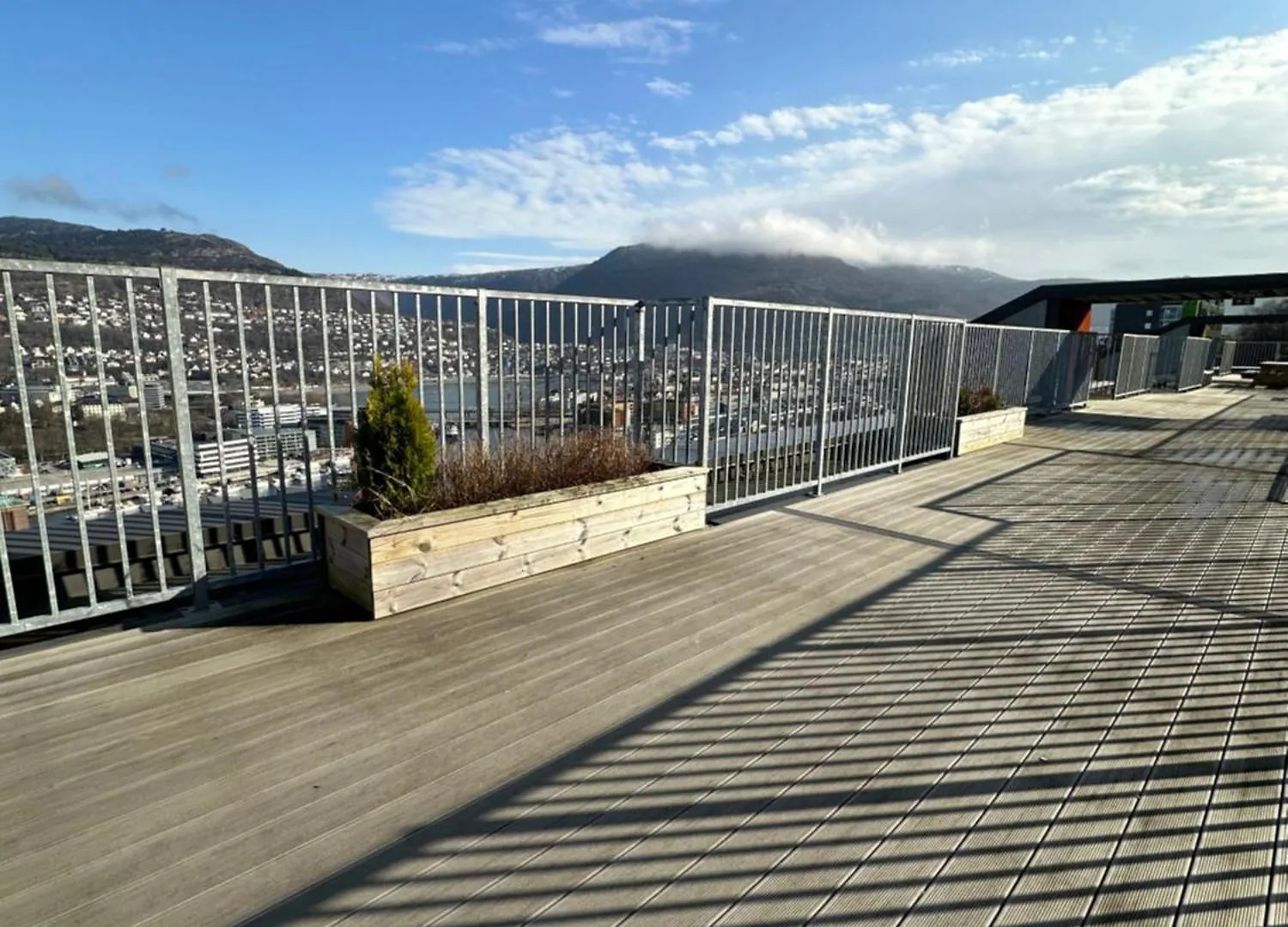 Leilighet Med Nydelig Utsikt Over Bergen Apartment