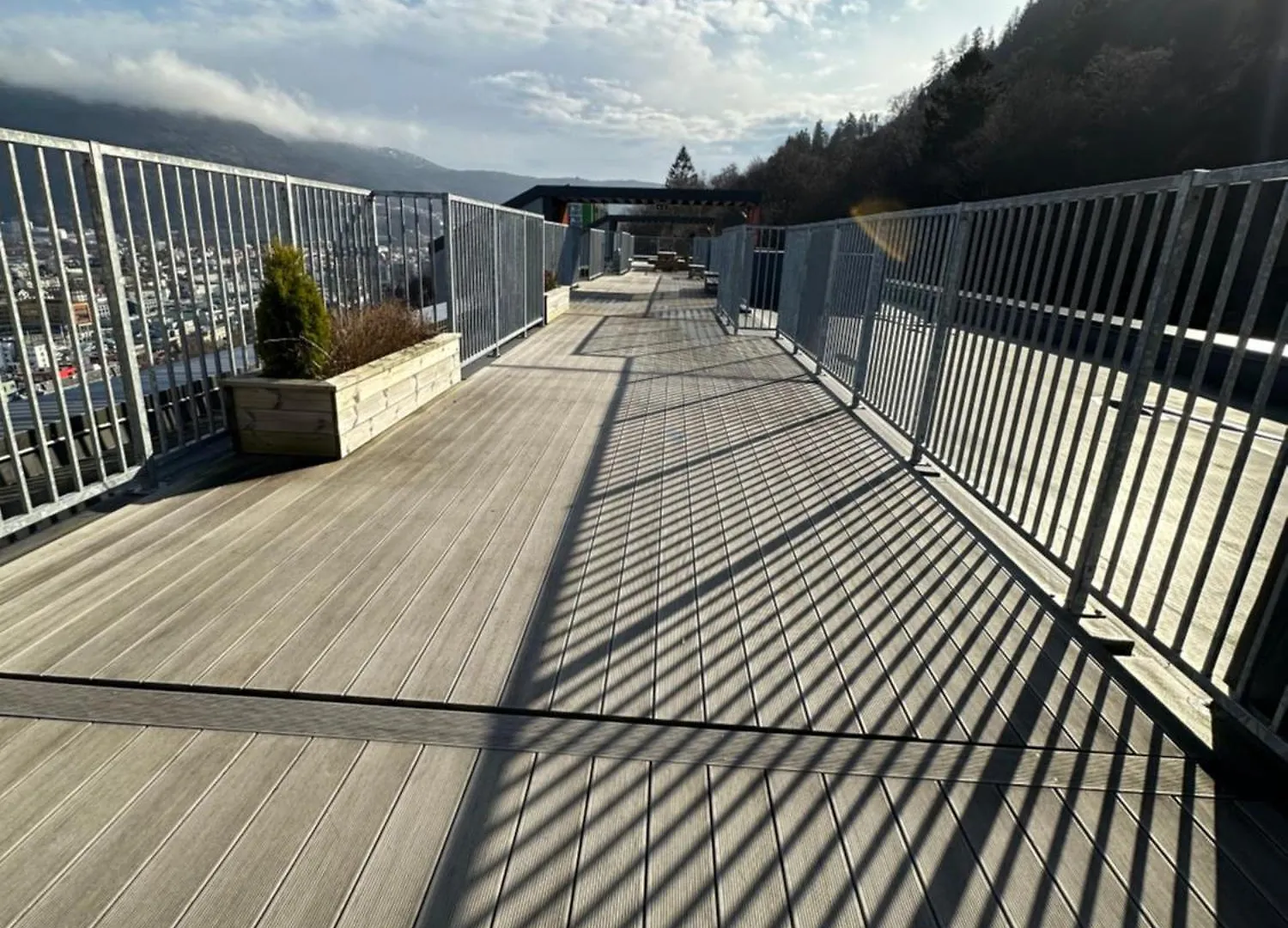Leilighet Med Nydelig Utsikt Over Bergen