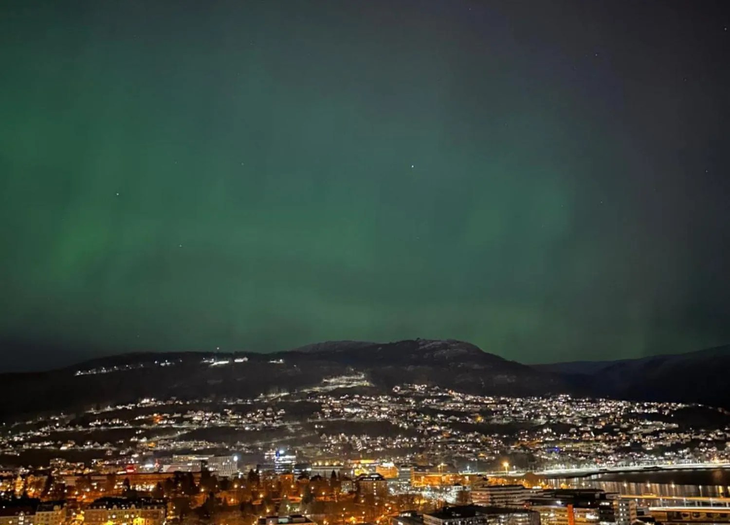 Apartment Leilighet Med Nydelig Utsikt Over Bergen